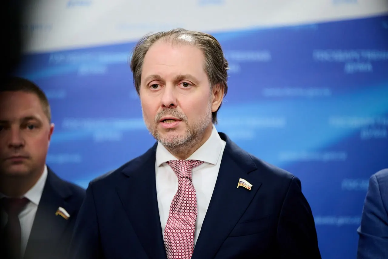 Назначен новый руководитель комитета Госдумы по охране здоровья. Владимир Сысоев, экономист и юрист, без профильного медицинского образования, сменил Сергея Леонова.