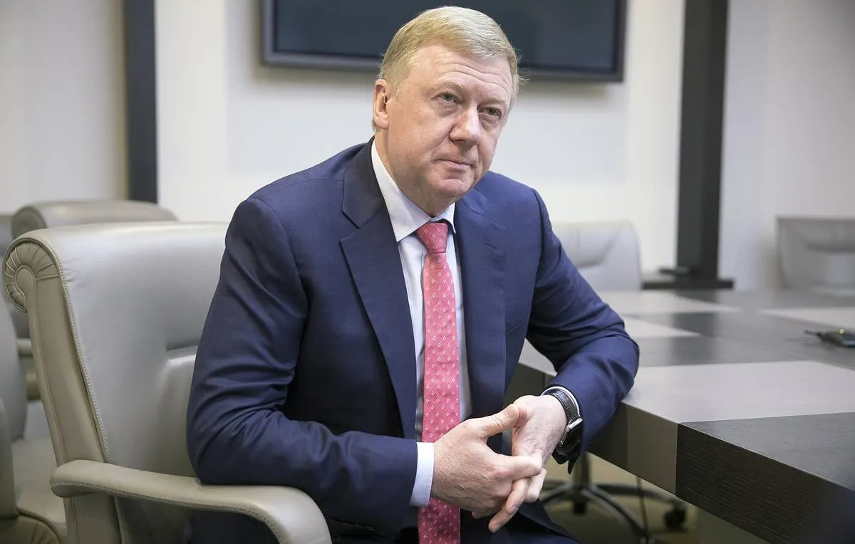 Служба судебных приставов возбудила производство по аресту активов экс-главы «Роснано» Анатолия Чубайса на 5,5 млрд рублей на основании решения Арбитражного суда Москвы по иску госкорпорации. Общий объём взысканий по трём делам превышает 22,5 млрд рублей.