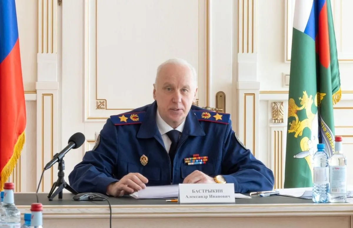 Председатель Следственного комитета поручил провести проверку произведений детского писателя Григория Остера, в том числе сборника «Вредные советы», сочтя их содержание спорным с педагогической точки зрения.