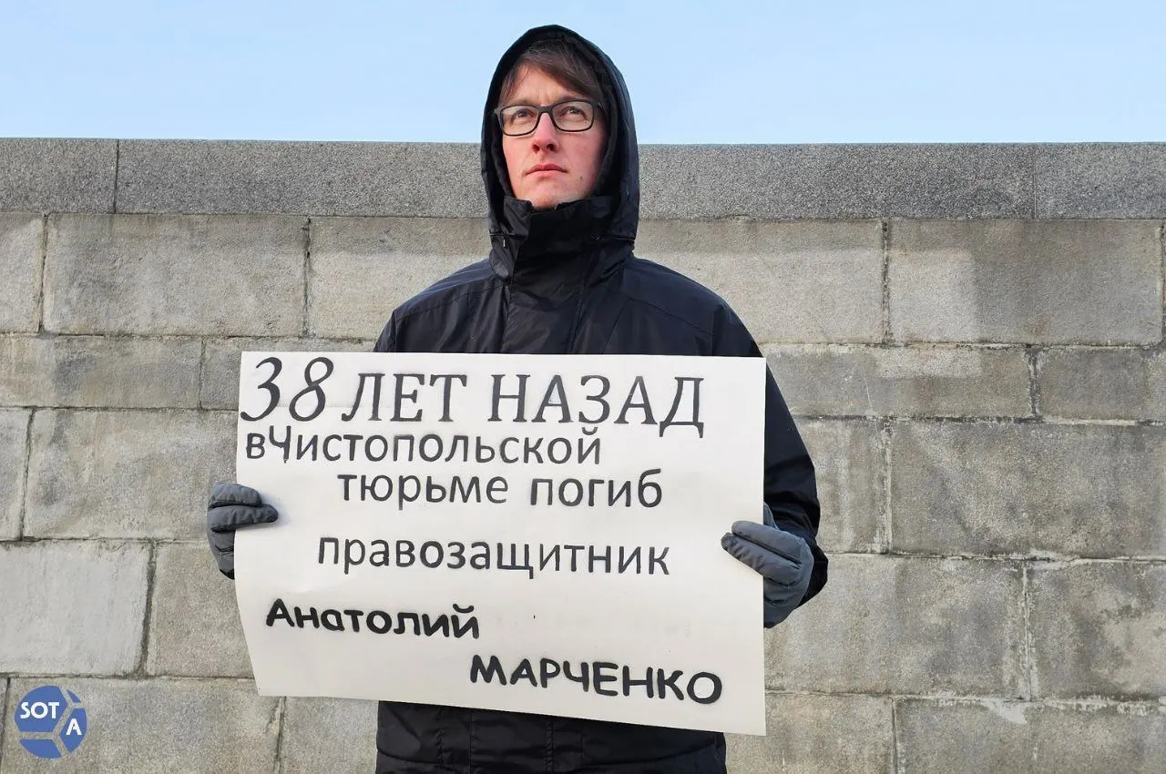 Краткий обзор: в колонии погиб художник из Кубани, в Екатеринбурге задержан исследователь репрессий, апелляция увеличила срок для военнопленного до 15 лет, Россия объявила одностороннее перемирие с 8 по 10 мая.