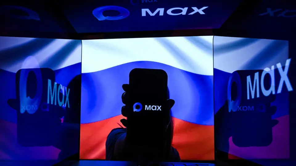 «Билайн», МТС, «Мегафон» и Т2 подписали стратегические соглашения с Max: коды подтверждения, пароли и сервисные сообщения будут поступать в мессенджер в защищённых папках; эксперты предупреждают о риске скрытого или принудительного перевода пользователей.
