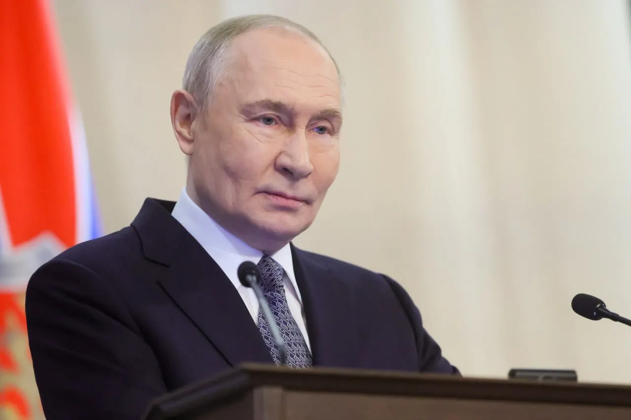 Президент России посетит Казахстан по приглашению Касым-Жомарта Токаева; в ходе визита запланированы переговоры об укреплении стратегического партнёрства и союзных отношений.