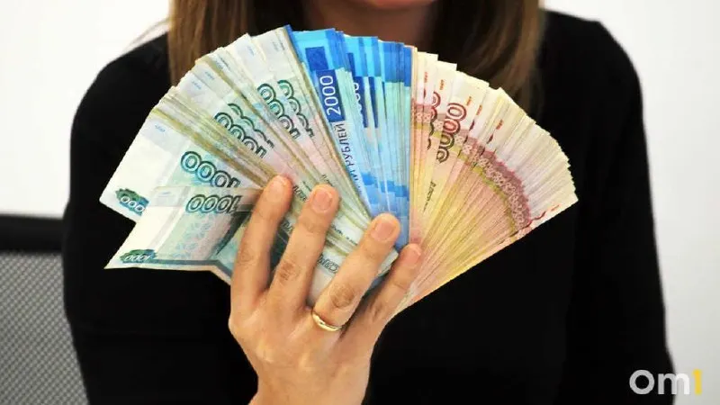 Исследование СберСтрахования жизни и СберНПФ показывает: 49% россиян до 35 лет откладывают деньги, а омская молодёжь — одна из городских групп-лидеров по уровню накоплений.