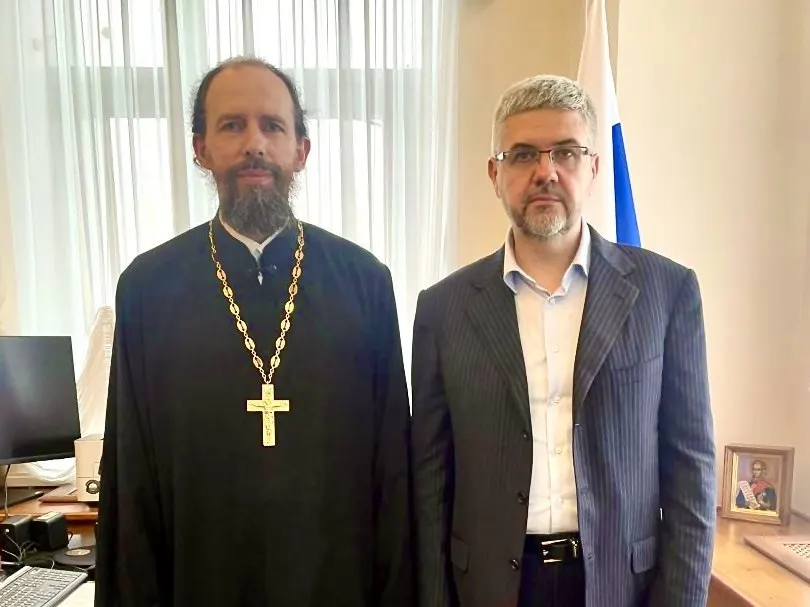 Заместитель министра юстиции Вадим Баланин заявил, что сожительство без официальной регистрации брака представляет прямую угрозу для безопасности страны. Ведомство ведёт мониторинг и готовит изменения в Семейный кодексе.