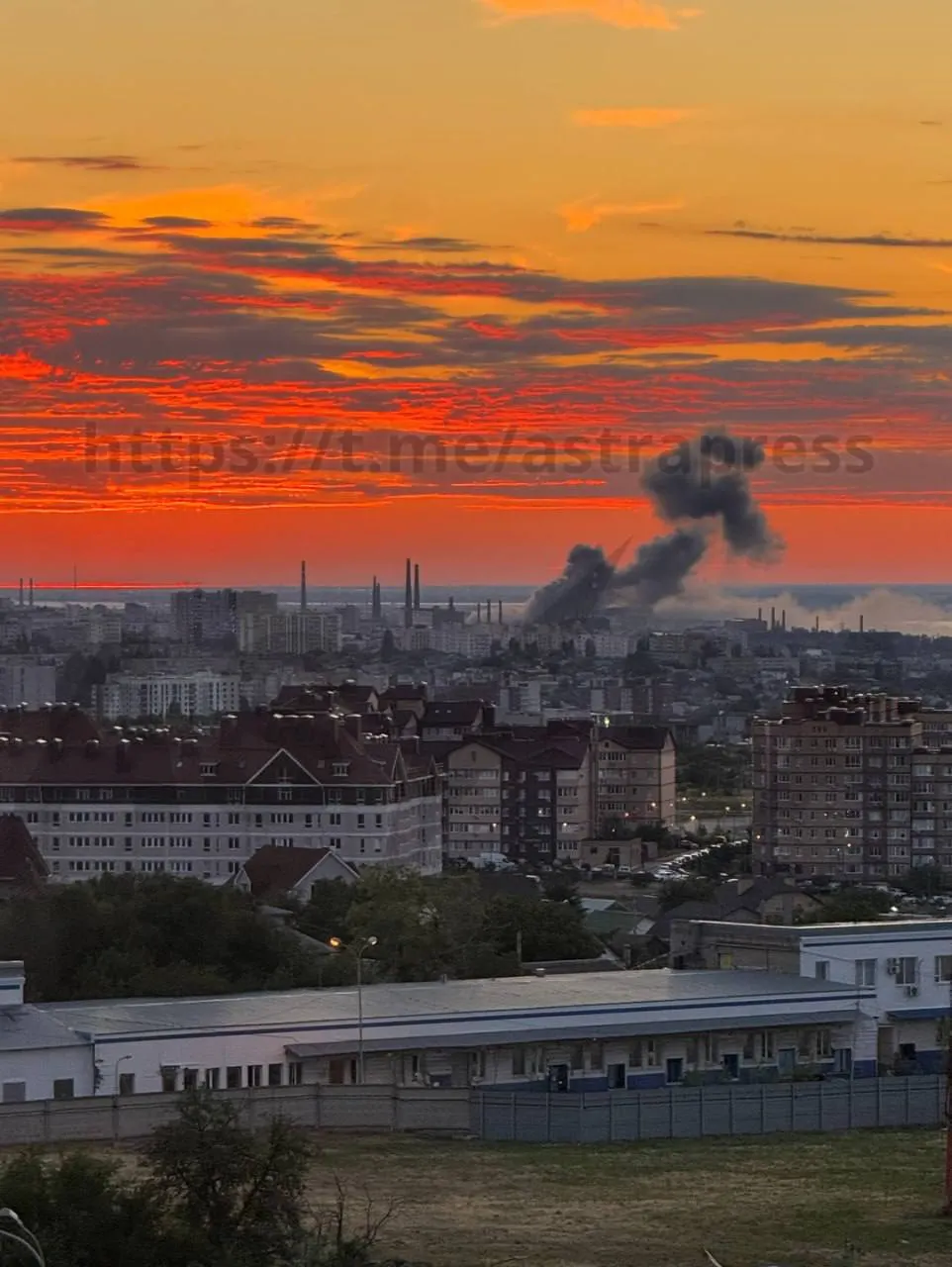 За ночь — удар по военному заводу в Волгограде, массовые перехваты БПЛА, инциденты на территории Украины и решение по структурам Гарварда.
