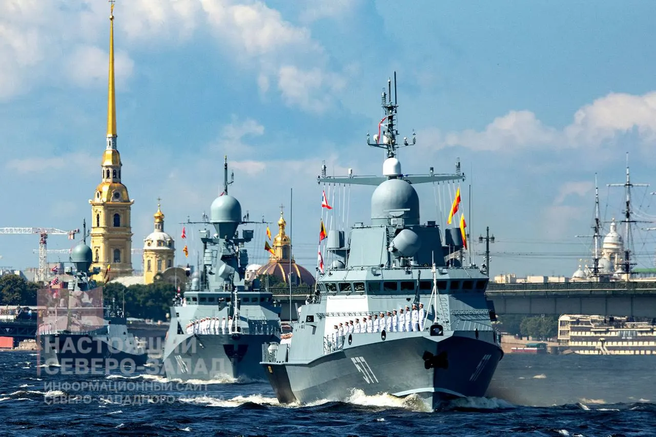 В Санкт-Петербурге не будут проводить главный парад ко Дню ВМФ — решение принято Министерством обороны, и это уже вторая подряд отмена мероприятия.