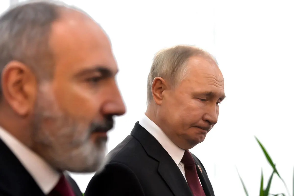 За январь–май 2026 года товарооборот между Россией и Арменией составил $2,196 млрд — на 21,5% меньше, доля России в структуре снизилась до 28% на фоне ограничений импорта и дипломатического охлаждения.
