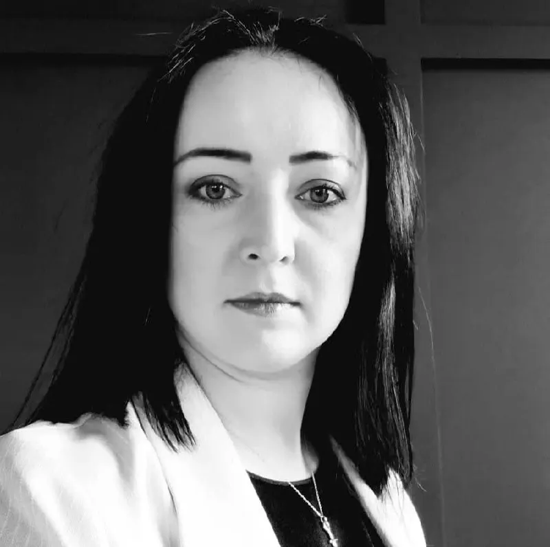 Конституционный суд признал, что взрослые дети имеют право требовать лишения родительских прав родителей, совершивших над ними насилие в детстве. Решение направлено на защиту достоинства и прав потерпевших.
