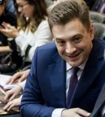 Депутат потребовал снизить стоимость автомобилей АвтоВАЗа внутри страны после выявления более низких цен за границей.
