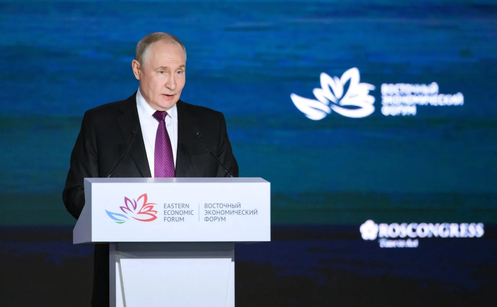 Демография остаётся одним из главных вызовов; президент указал на необходимость изменений в обществе и отметил, что роль СВО не является решающим фактором.